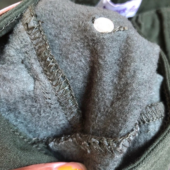 Olive green fleece lined Jeggings - Picture 5 of 10